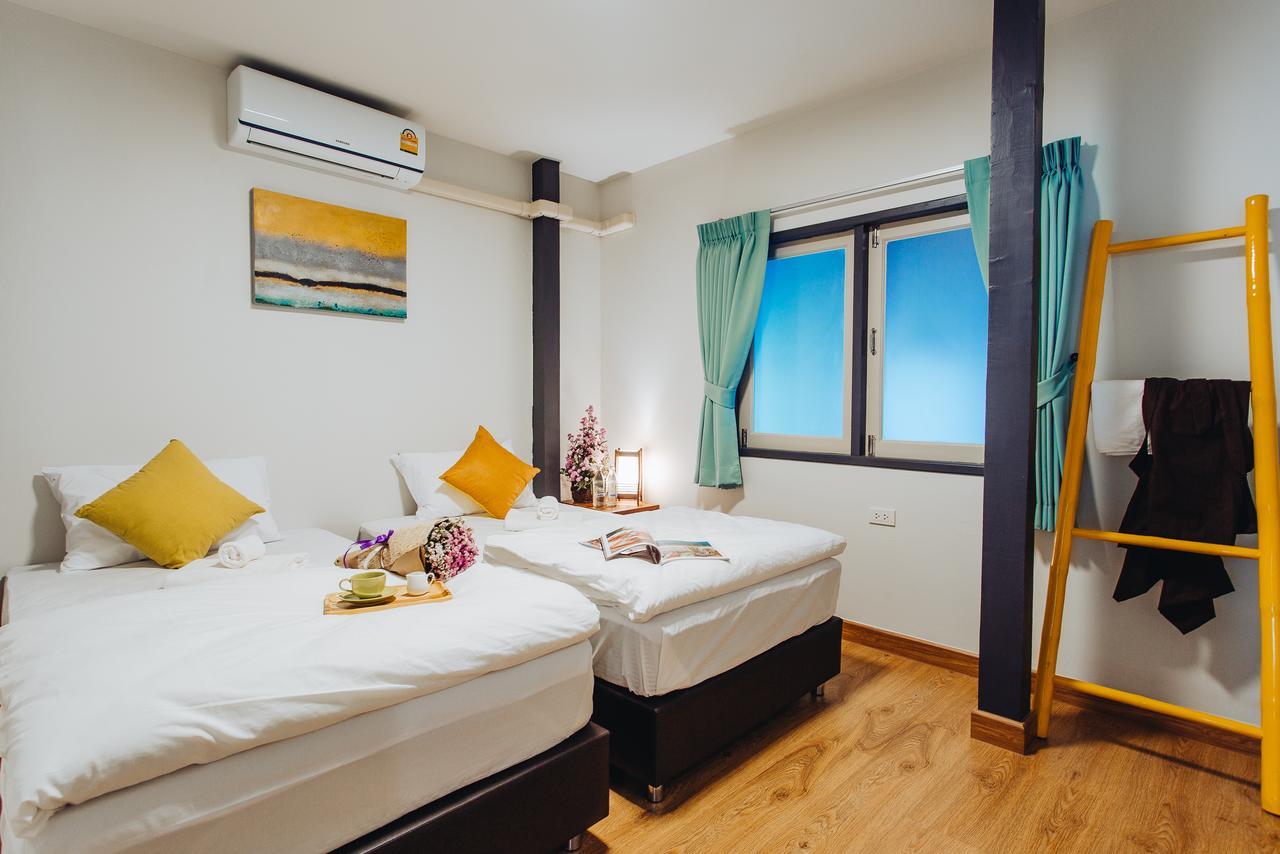 Soft Dormtel Night Bazaar Hostel Чиангмай Екстериор снимка