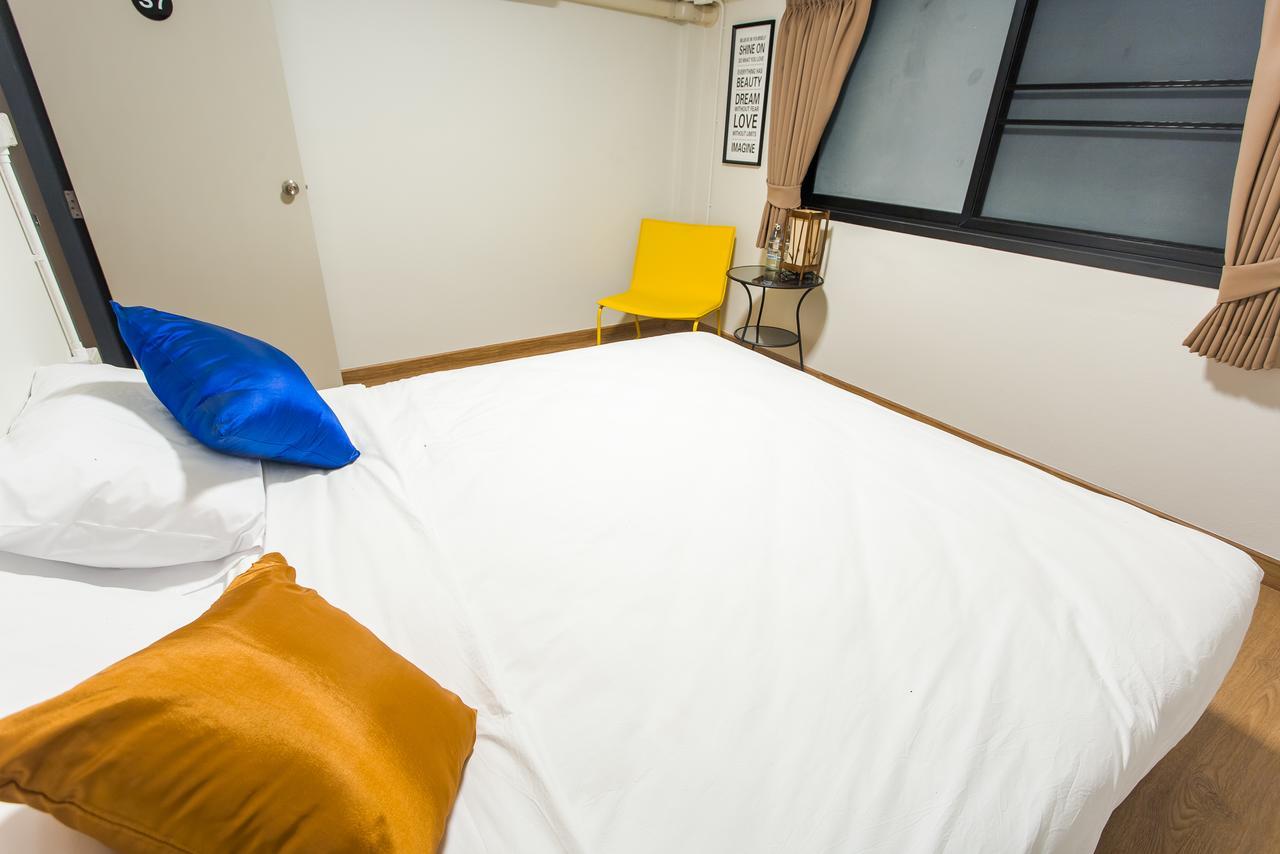 Soft Dormtel Night Bazaar Hostel Чиангмай Екстериор снимка
